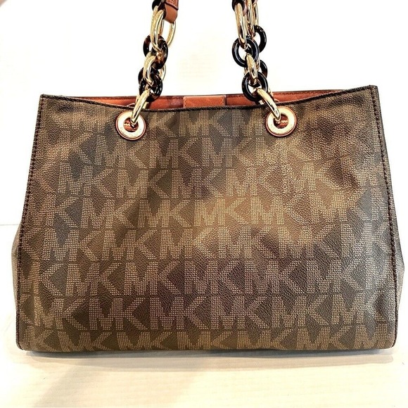 Michael Kors Signature Cynthia‎ Satchel Purse Women's Medium Brown Gold Hardware - Picture 7 of 8